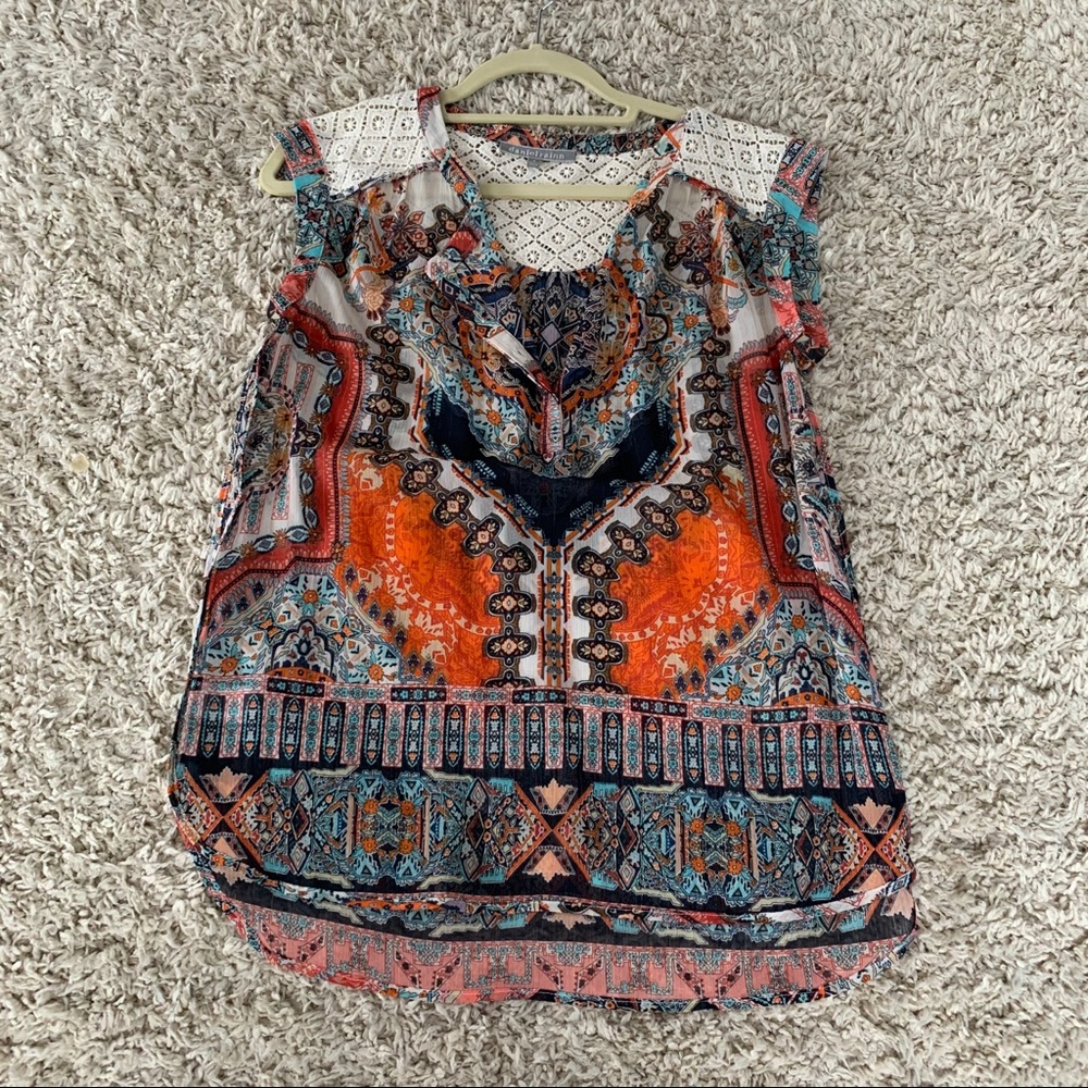 Multicolored top